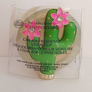 BEAUTIFUL Bath and Body Works Scentportable CACTUS with Flowers BNWT